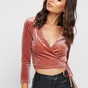 FOREVER21 Long Sleeve Velvet Wrap Around Top Size Small